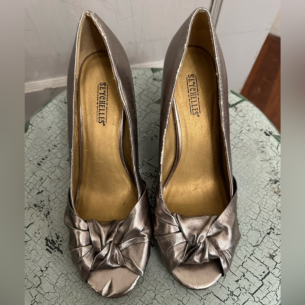 Seychelles Women's Metallic Peep Toe Wedge